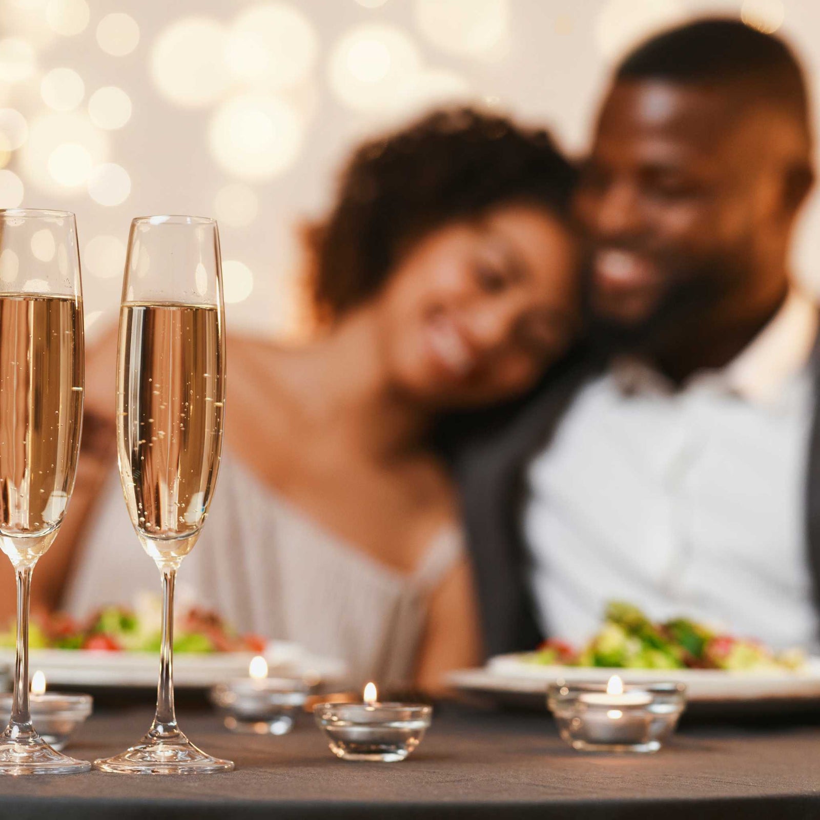 parents at dinner on a date night